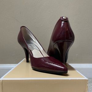 Michael Kors pumps, EUC